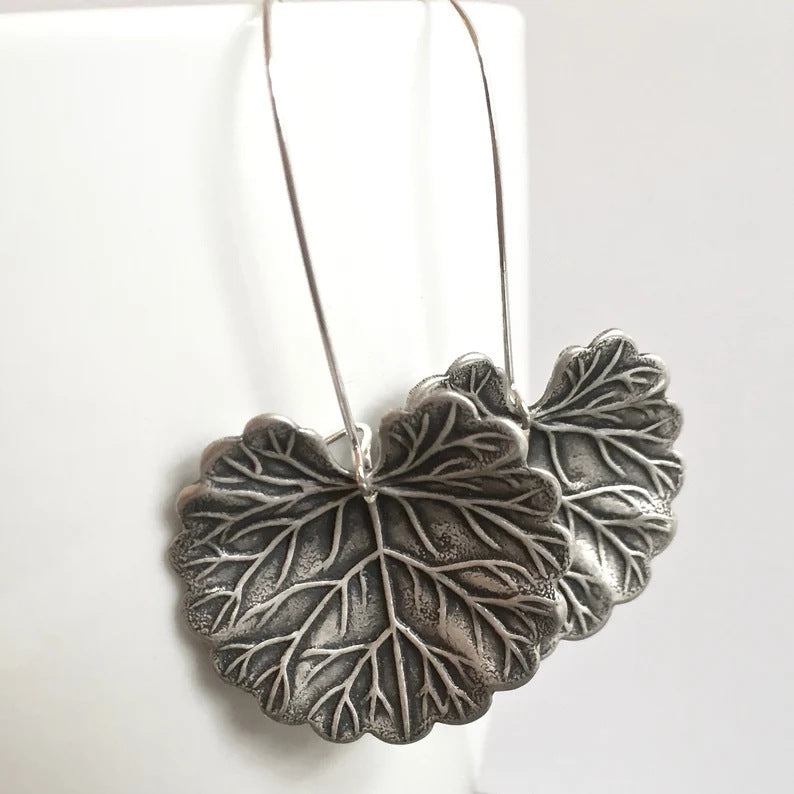 High-grade Earrings Retro Fashion Leaf Earrings