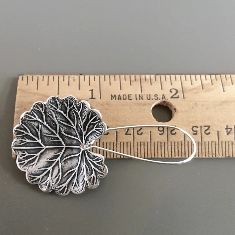 High-grade Earrings Retro Fashion Leaf Earrings